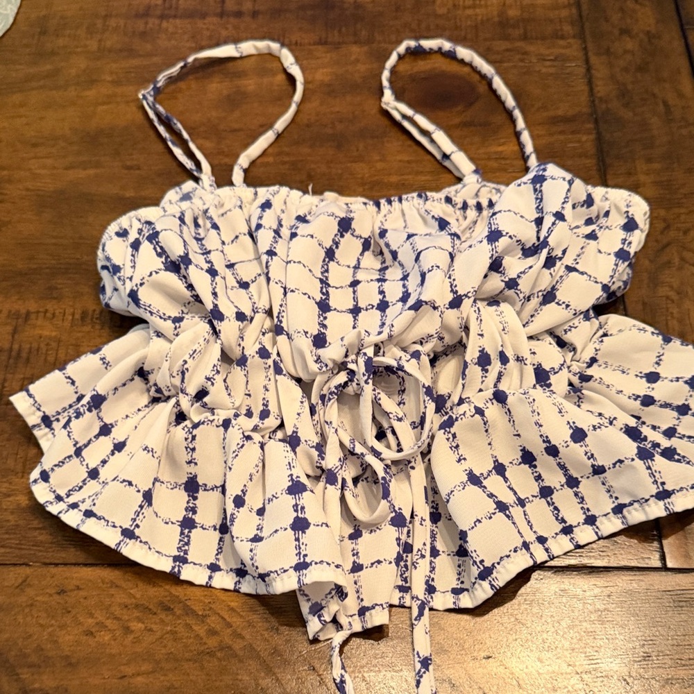 Stylish Blue and White Women's Crop Top